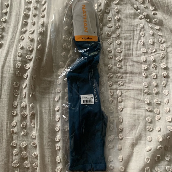 Nathan zipster running waist pack - Picture 5 of 6